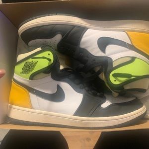 Jordan 1 High OG volt
